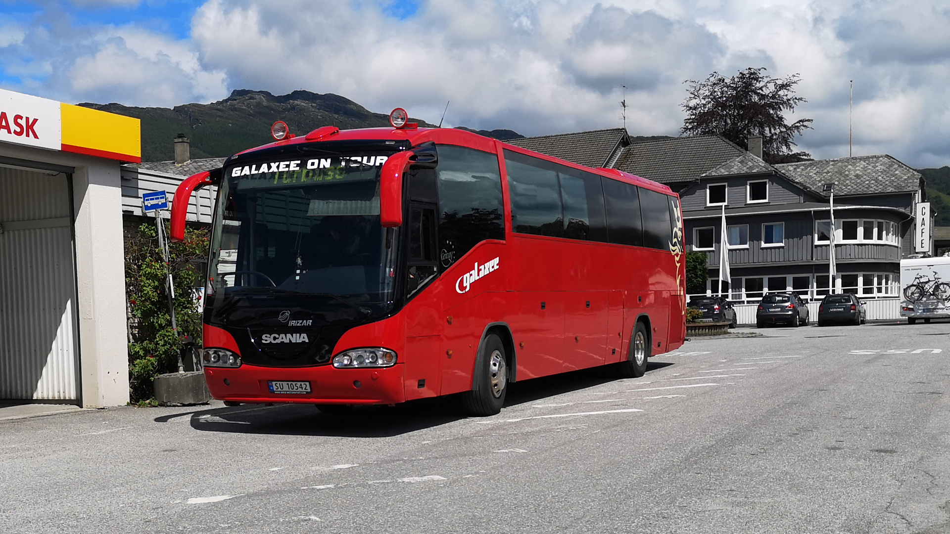 The Galaxee Tour Bus!